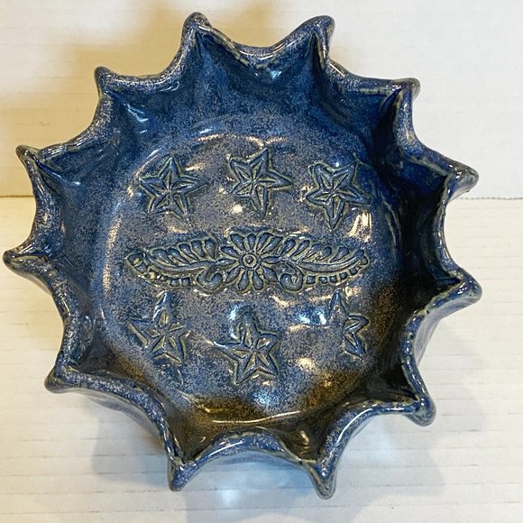 Handmade Pottery Trinket Dish Bowl Blue - Picture 1 of 6
